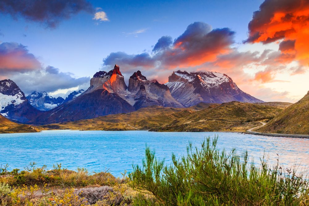 Travel Torres del Paine National Park – Surrounding valley landscape is